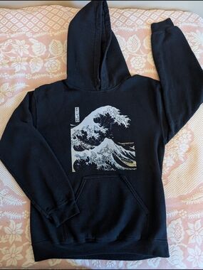 Gildan Black Hoodie with Wave Graphic